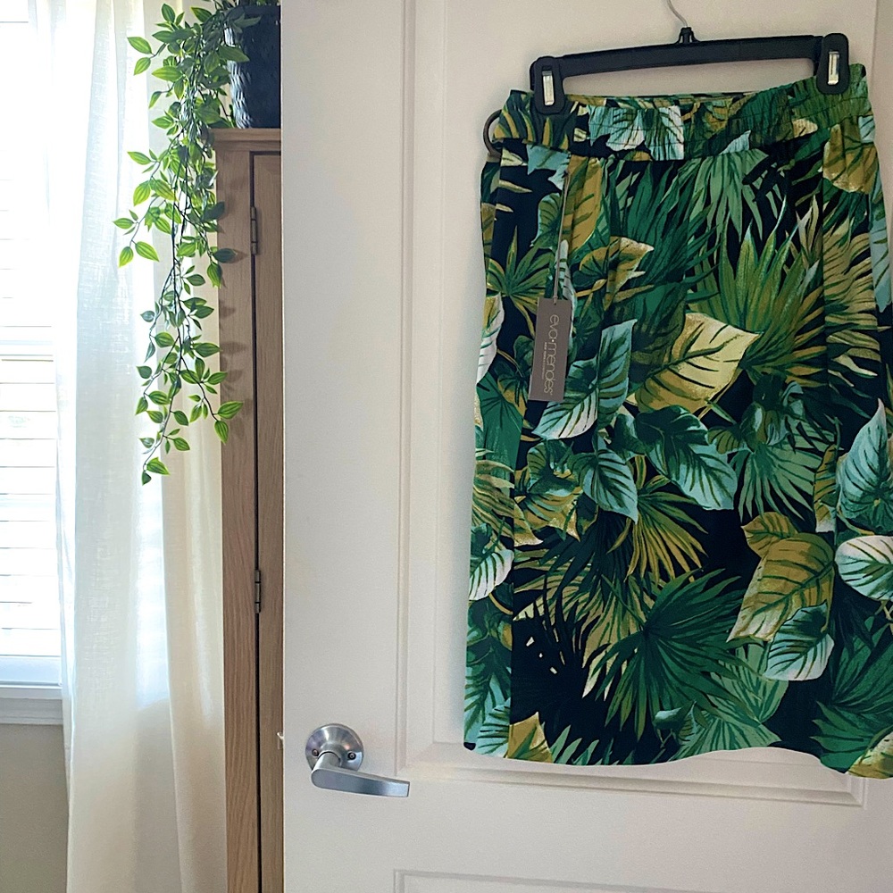 Pencil Skirt (tropical) from NY&C Eva Mendes line